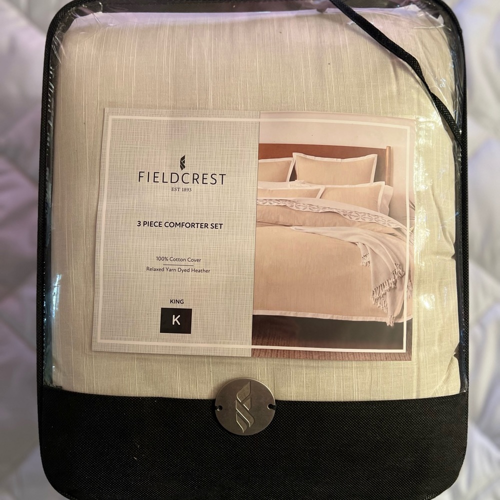 Fieldcrest 3-Piece comforter set